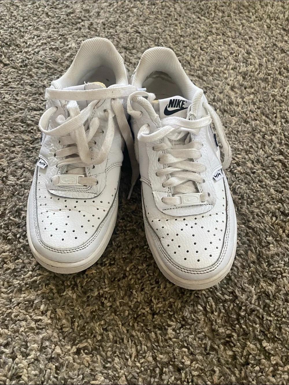 Nike White court visions with accents